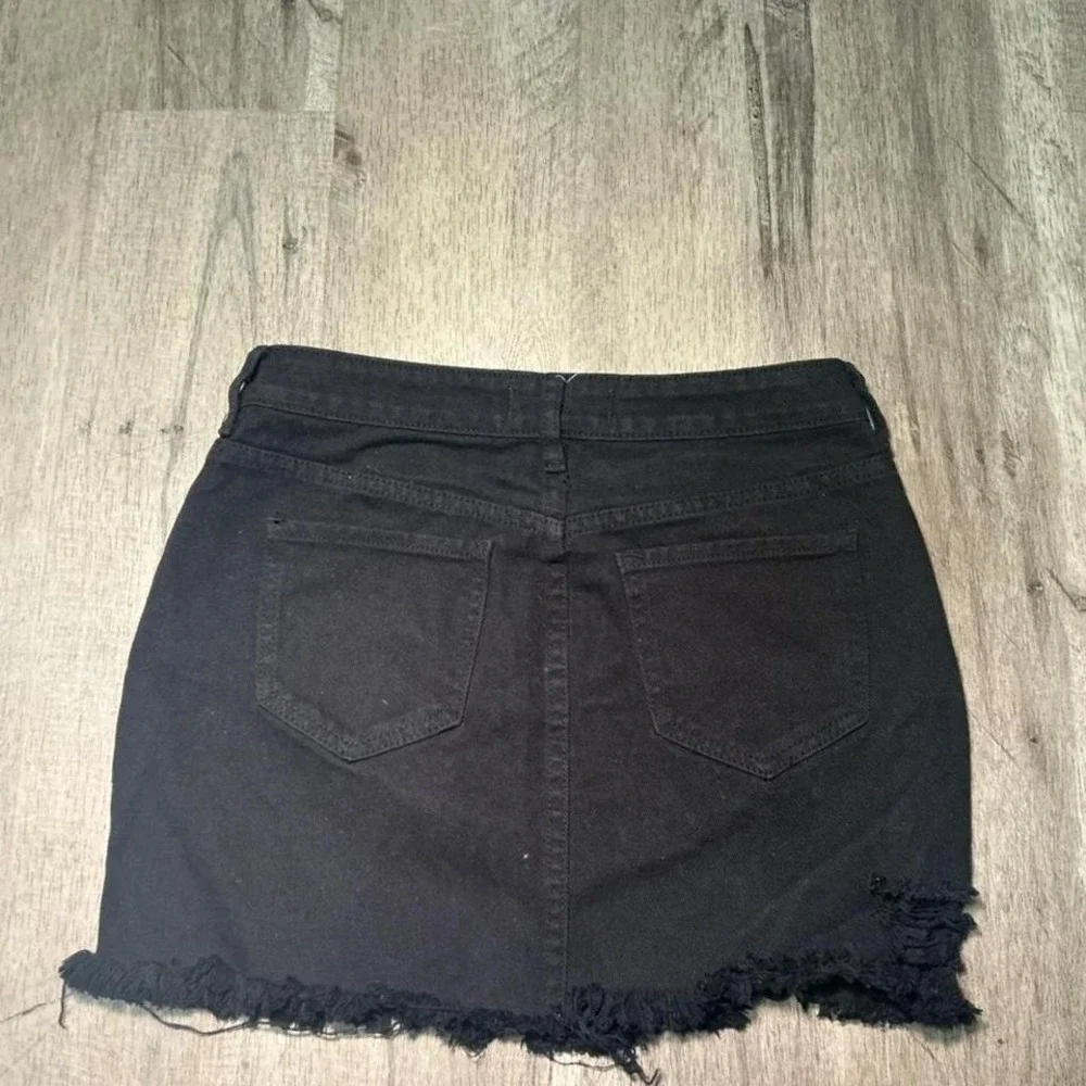 PacSun Black Denim Mini Skirt‎ Zipper Detail Size 26 Y2K Streetwear Going Out